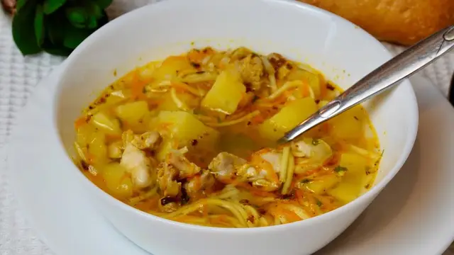 Очень вкусный куриный суп