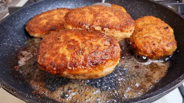 Сочные котлеты с капустой и говяжьим фаршем