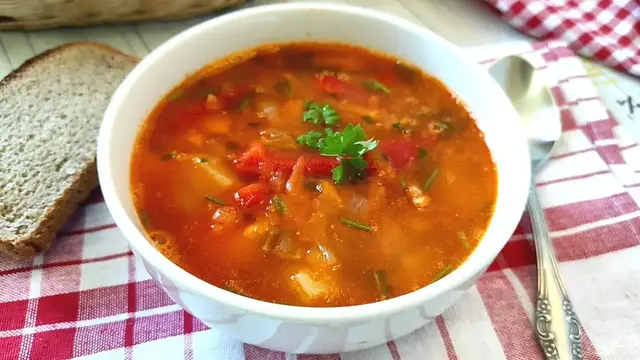 Простой и вкусный суп из чечевицы 