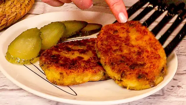 Картошка с луком и грибами
