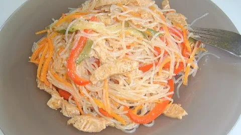 Фунчоза с соевым мясом