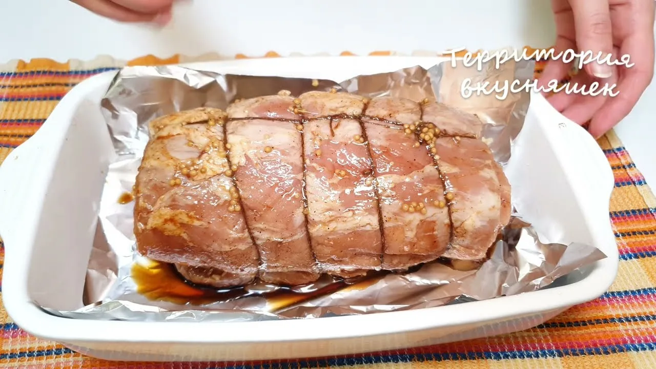 Вкусный мясной рулет на праздничный стол