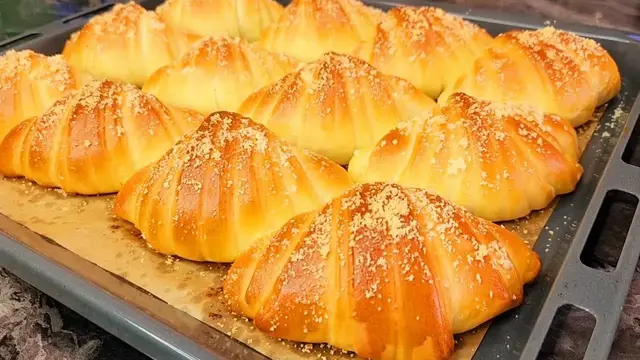 Воздушные булочки к чаю