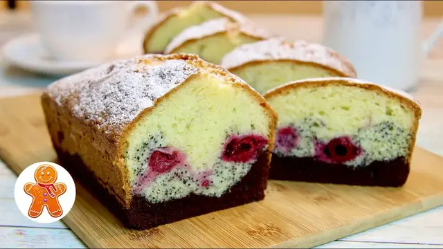 Нежный, сдобный и очень красивый кекс с маком, какао и вишней