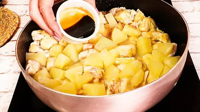 Нежное куриное филе с соусом