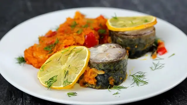 Сочная скумбрия в духовке