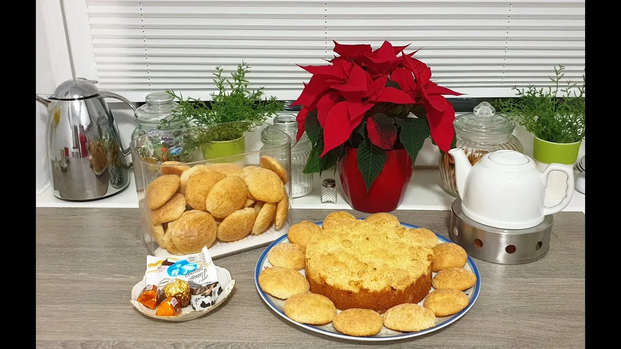 Сметанные пряники и яблочный пирог