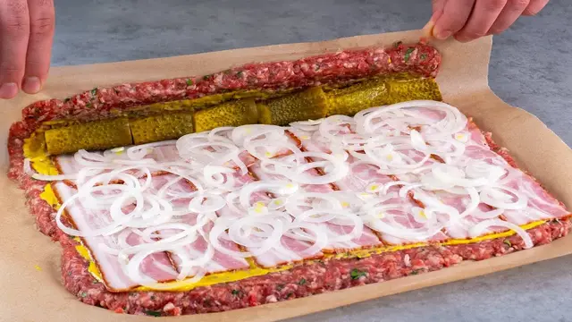 Рулет из мясного фарша