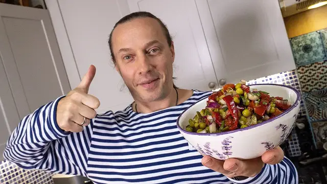 Простой и быстрый салат на праздничный стол