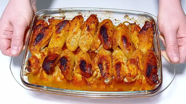 Запеченные куриные крылышки