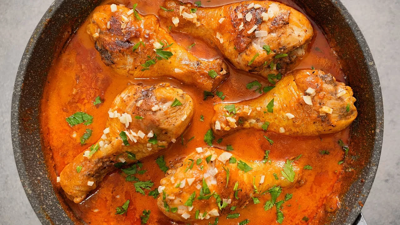 Вкусные куриные ножки в обалденном соусе на сковороде