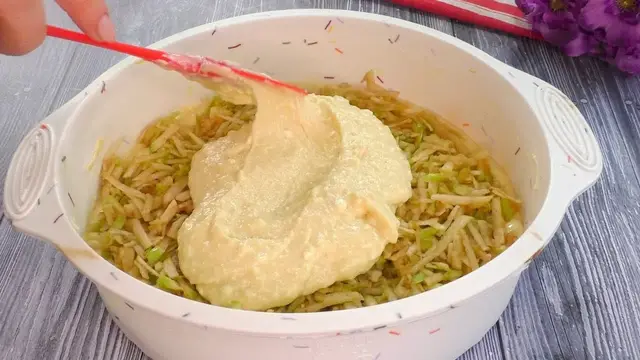 Простой и вкусный яблочный пирог к чаю