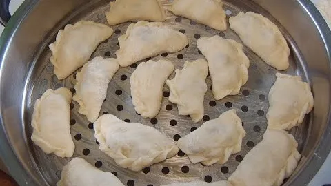 Вареники с вишней