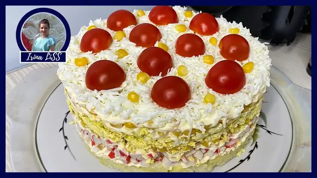 Слоеный салат с крабовыми палочками