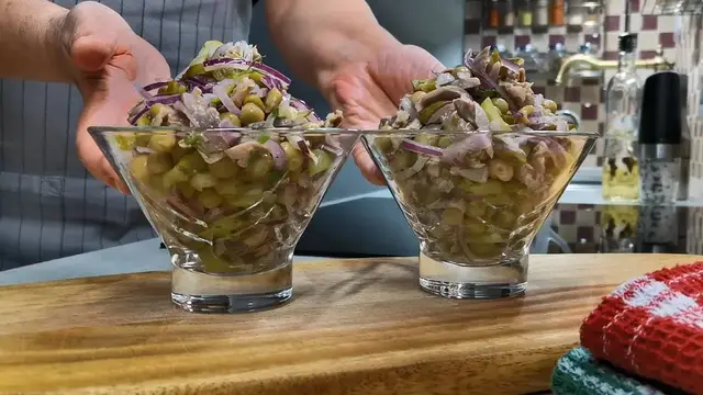 Вкусный освежающий салат