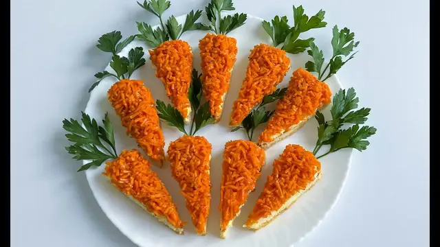 Праздничные бутерброды Морковка