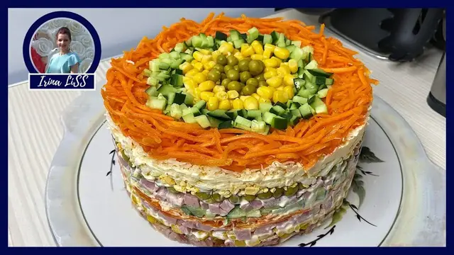 Вкусный слоеный салат на праздничный стол