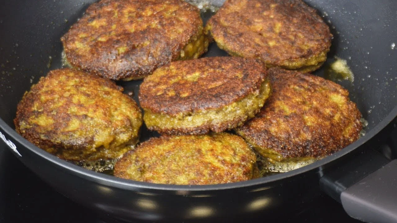 Сочные котлеты из печени с манкой и луком