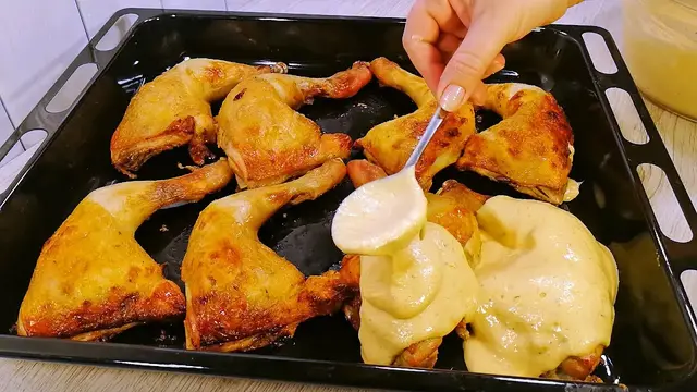 Нежные и сочные куриные окорочки в духовке
