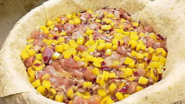 Вкусный пирог из лаваша