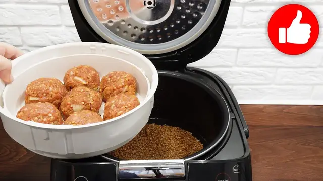 Вкусные котлеты с мясом и гречкой на пару в мультиварке