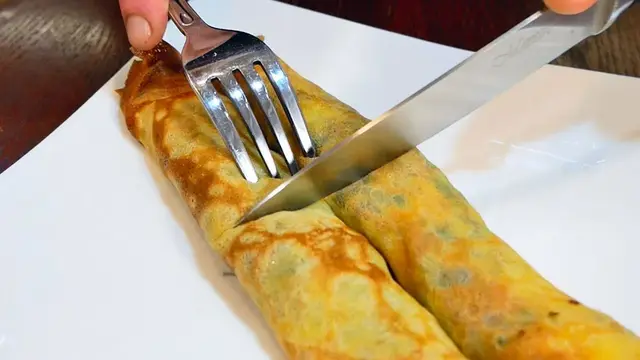 Тонкие блинчики с грибами