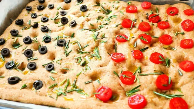Простые итальянские ароматные лепешки