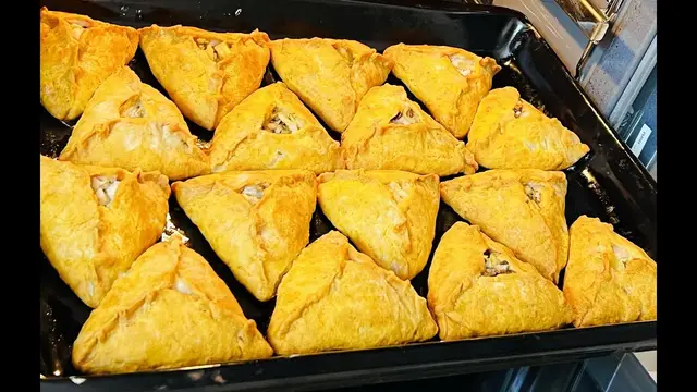 Курники из песочного теста