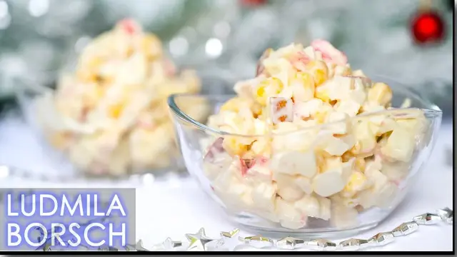 Нежный салат с крабовыми палочками и яблоками