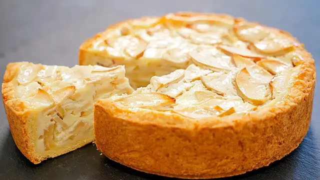 Очень вкусный и простой пирог с яблоками