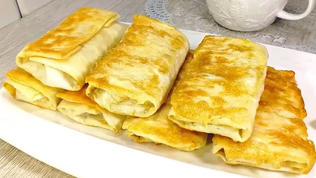 Хрустящие и мягкие пирожки с капустой на сковороде