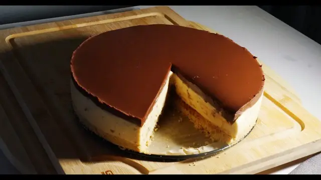 Карамельный чизкейк с арахисовым маслом