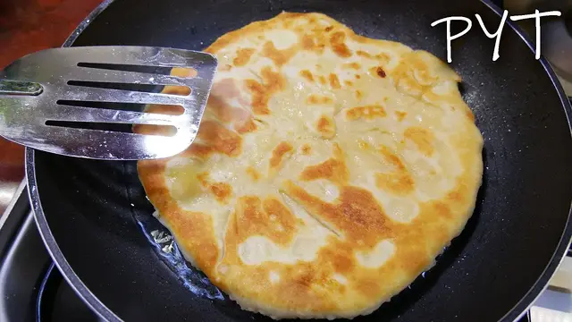 Лепешки с твердым сыром