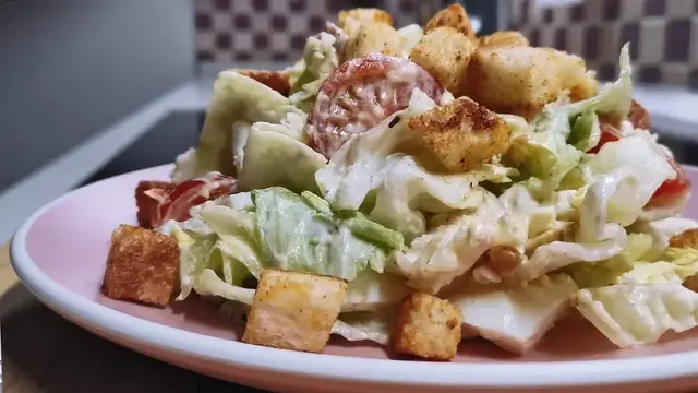 Праздничный салат с курицей 