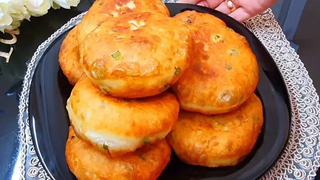 Картофельные пирожки на сковородке