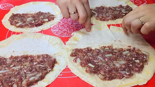 Очень вкусные чебуреки из лаваша
