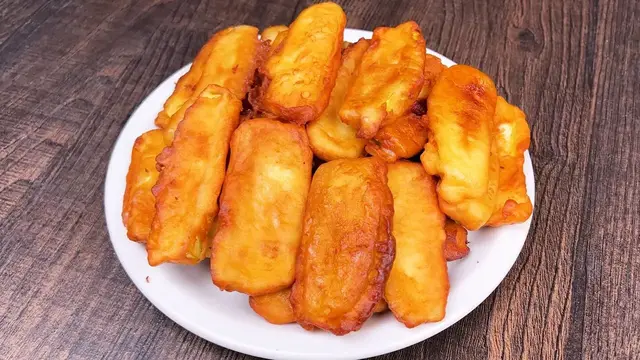 Кабачки в кляре на сковородке
