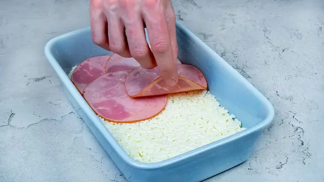 Запеканка с рисом и ветчиной