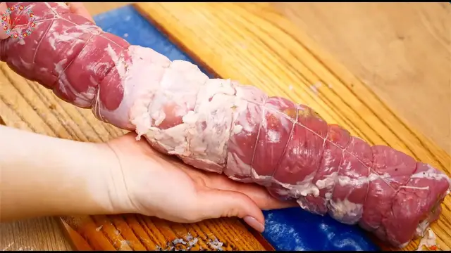 Мясной рулет в духовке