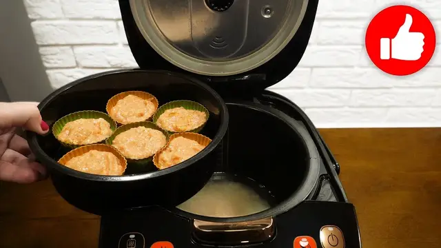Котлеты из курицы и кабачка в мультиварке 