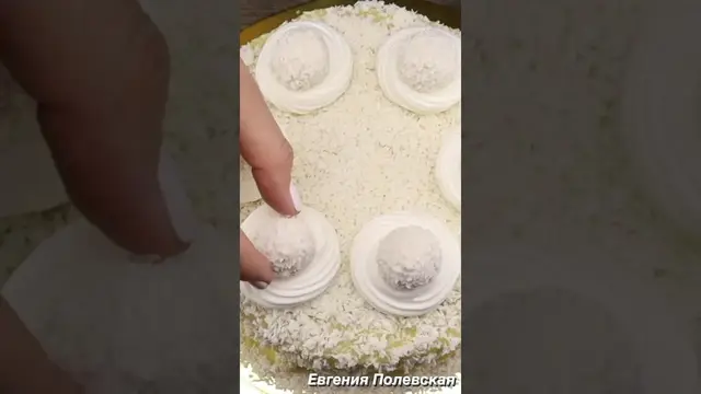 Торт «Рафаэлло»