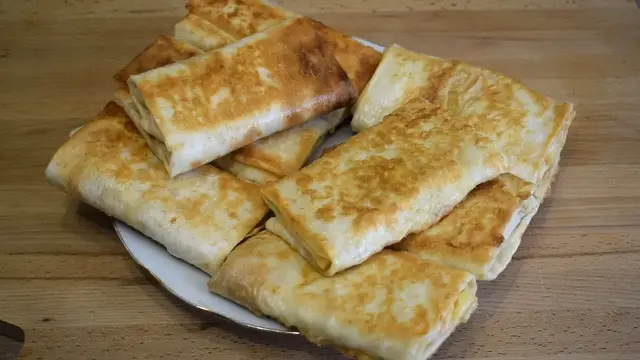 Ленивые, вкусные, хрустящие и мягкие пирожки на сковороде