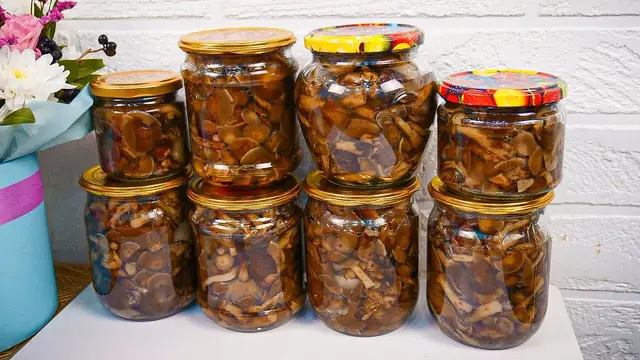 Маринованные грибы