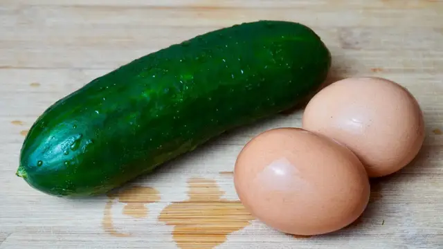  Вкусный салат из простых продуктов