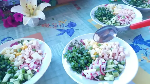 Вкусная окрошка в жару