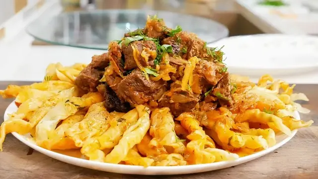 Вкусное казахское блюдо жайма