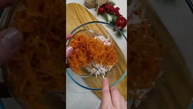 Оригинальный салат с крабовыми палочками на праздничный стол