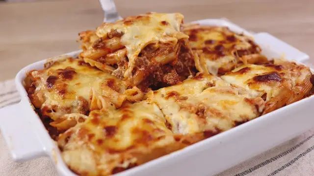 Макароны с фаршем в духовке на ужин