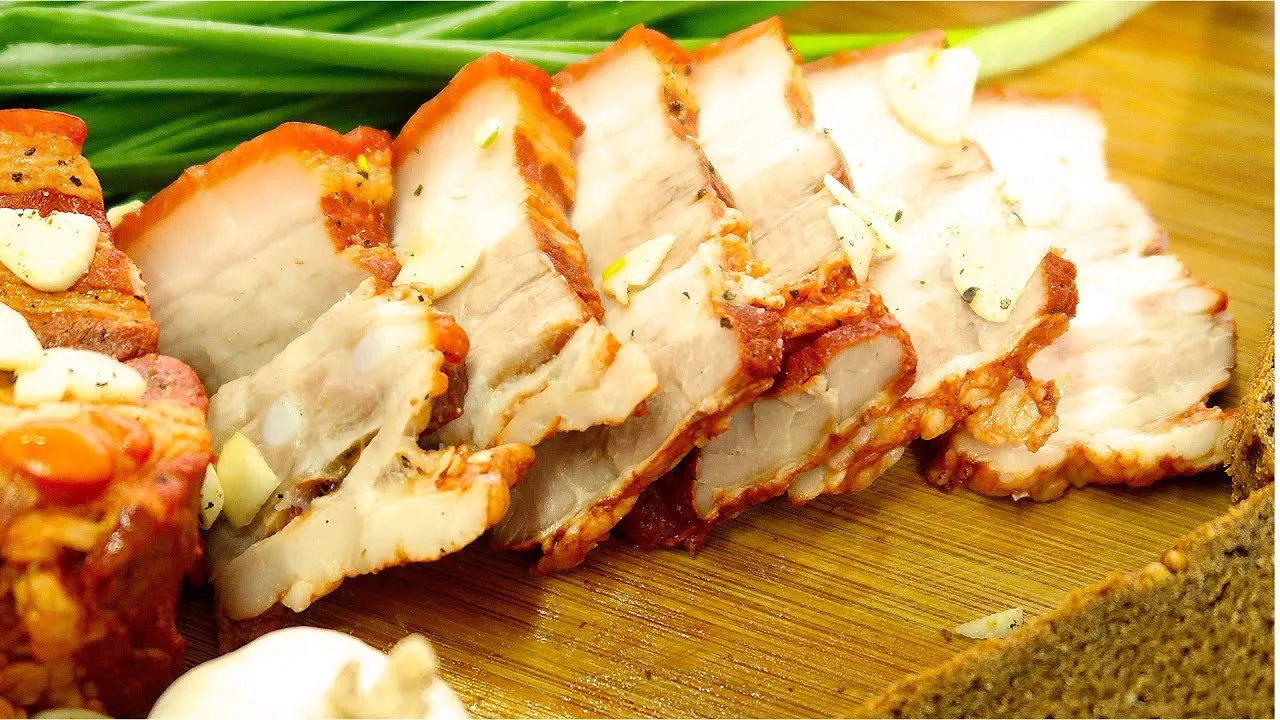 Нежное и вкусное мало в луковой шелухе