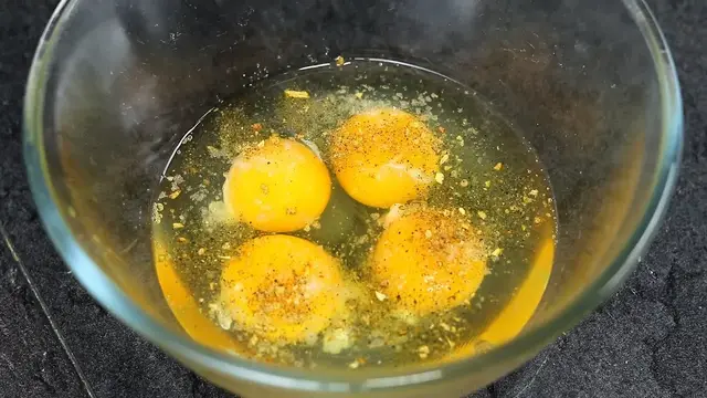 Вкусный омлет на завтрак